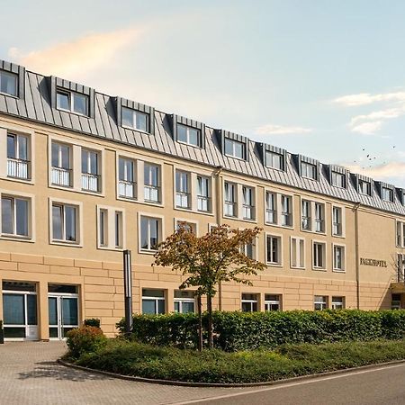 לנדאו אין דר פאלץ Parkhotel Landau מראה חיצוני תמונה
