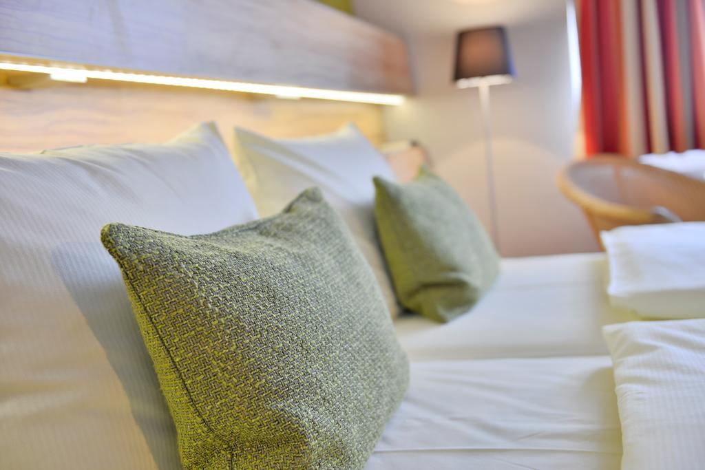 לנדאו אין דר פאלץ Parkhotel Landau מראה חיצוני תמונה